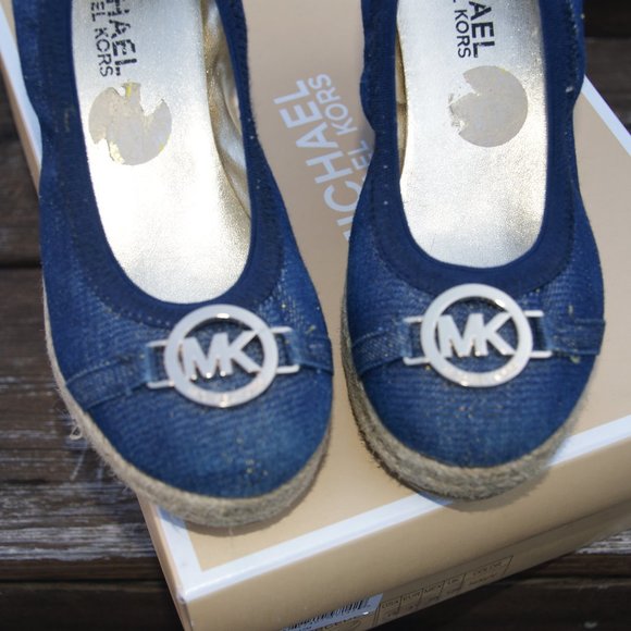 MICHAEL KORS Mercedes Denim Espadrille Wedge Shoes - Picture 2 of 7